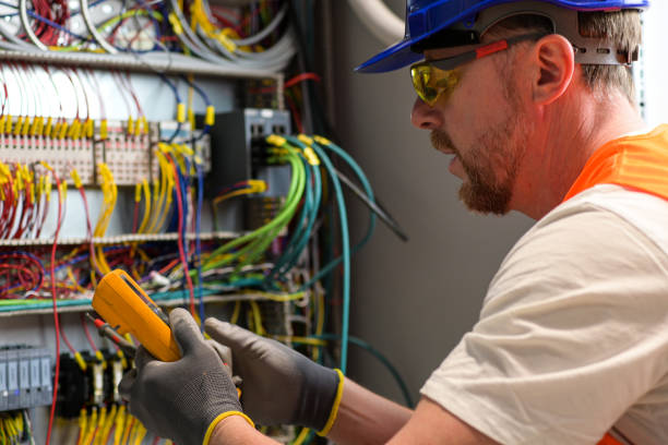 Best Electrical Repair Services  in Shorewood, WI